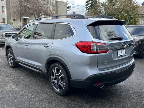 Used 2024 Subaru Ascent Limited w/ Technology Package AWD/4WD image 10