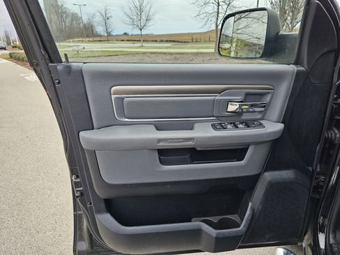 Used 2014 RAM 1500 Big Horn image 10