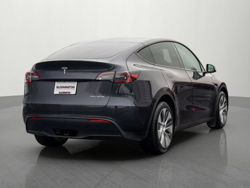 Used 2024 Tesla Model Y Long Range image 7