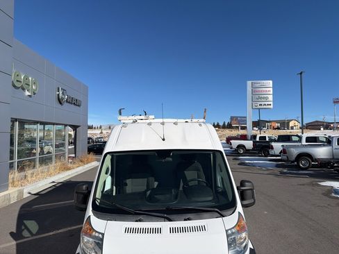 Used 2019 RAM ProMaster 2500 w/ Interior Convenience Group image 10