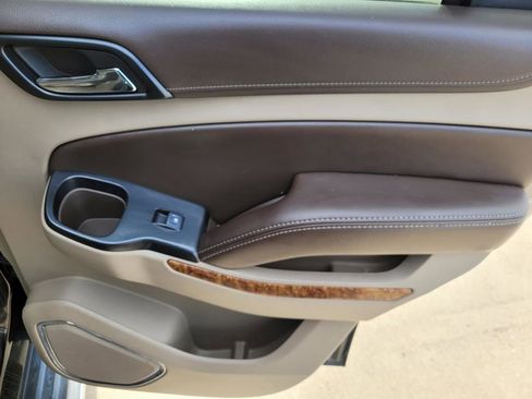 Used 2018 Chevrolet Tahoe Premier image 13