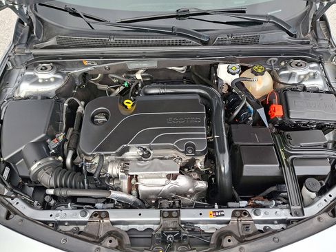 Used 2024 Chevrolet Malibu LT image 27