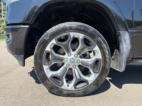 Used 2019 RAM 1500 Limited AWD/4WD image 6