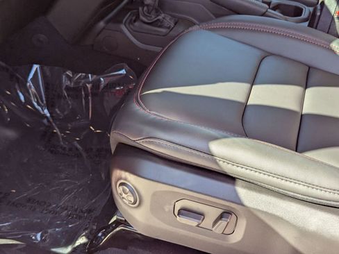 New 2026 Jeep Wrangler Unlimited Rubicon image 15