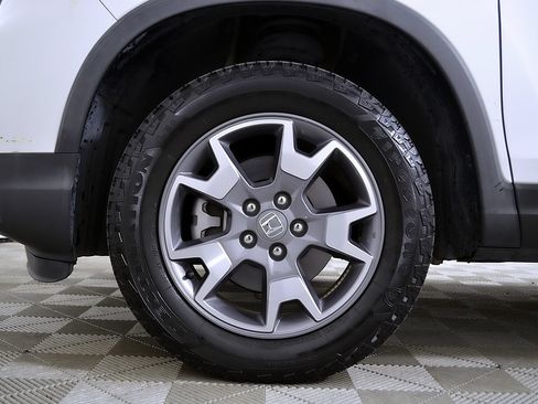 Used 2022 Honda Passport TrailSport image 12