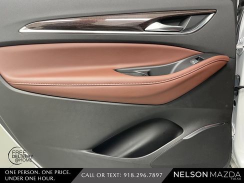 Used 2018 Buick Enclave Avenir w/ Avenir Technology Package image 36