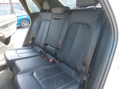 Certified 2025 Audi Q3 2.0T Premium w/ Convenience Package AWD/4WD image 14