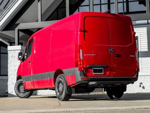 Used 2026 Mercedes-Benz Sprinter 2500 image 2