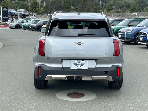 New 2026 MINI Cooper Countryman S w/ Comfort Package Max image 4