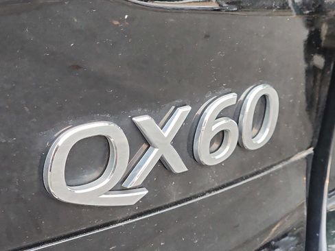 Used 2019 INFINITI QX60 Luxe w/ Essential Package AWD/4WD image 4