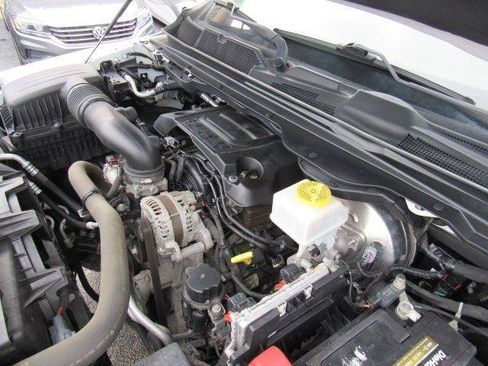 Used 2019 RAM 1500 Tradesman AWD/4WD image 55