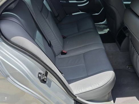 Used 2003 BMW 540i Sedan RWD image 31