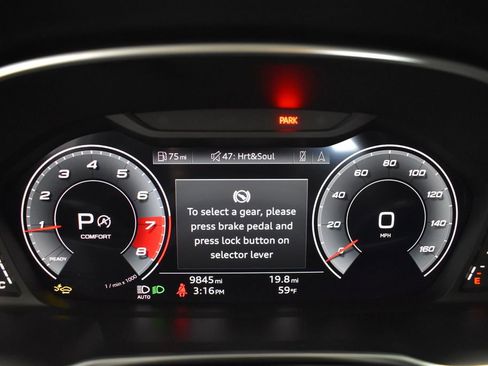 Used 2024 Audi Q3 2.0T Premium Plus w/ Premium Plus Package image 30