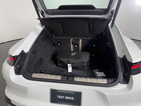 Certified 2025 Porsche Panamera 4 image 15