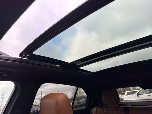 Used 2019 Cadillac XT4 Sport image 14