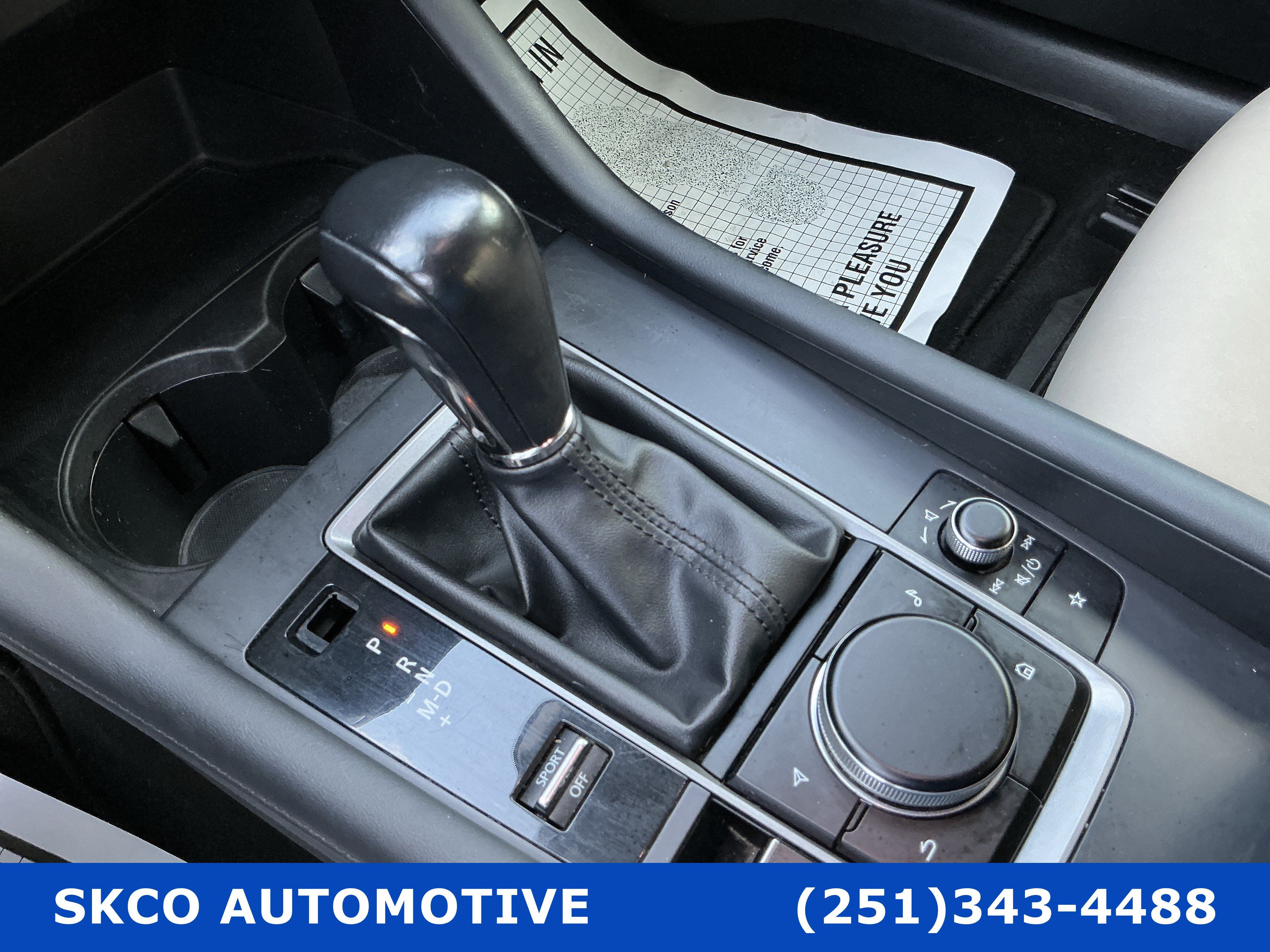 Used 2020 MAZDA MAZDA3 Hatchback FWD image 23
