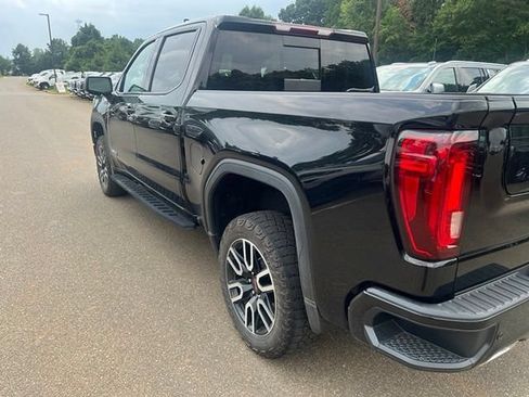 Used 2023 GMC Sierra 1500 AT4 w/ AT4 Premium Package AWD/4WD image 5