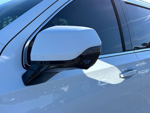 New 2026 GMC Yukon XL Elevation image 37