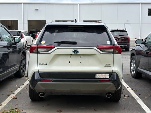 Used 2020 Toyota RAV4 XSE AWD/4WD image 5