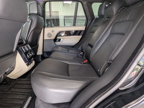 Used 2019 Land Rover Range Rover Supercharged image 13