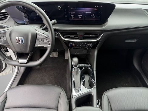 Used 2024 Buick Encore GX Sport Touring FWD image 11