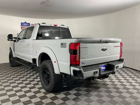 New 2026 Ford F250 Lariat w/ Black Appearance Package AWD/4WD image 5