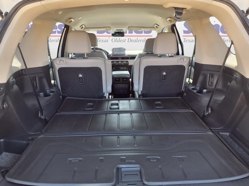 Certified 2023 Honda Pilot EX-L image 10