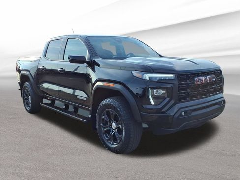 Certified 2024 GMC Canyon Elevation w/ Convenience Package AWD/4WD image 9