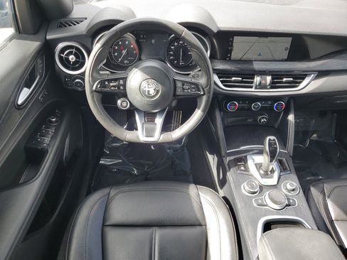 Used 2022 Alfa Romeo Stelvio Sprint image 17