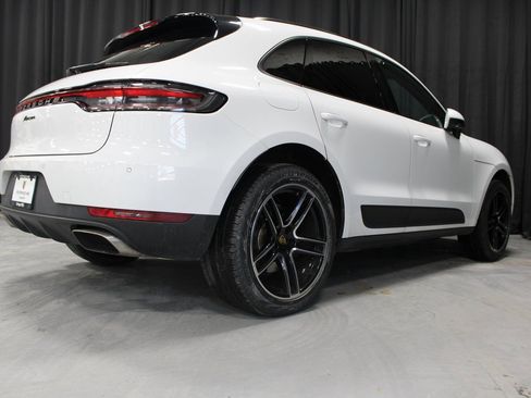 Used 2021 Porsche Macan image 3