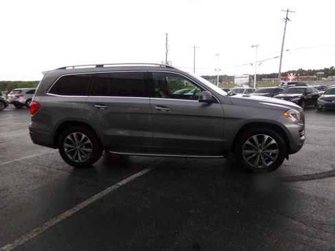 Used 2015 Mercedes-Benz GL 450 GL 450 4MATIC AWD 4dr SUV image 4