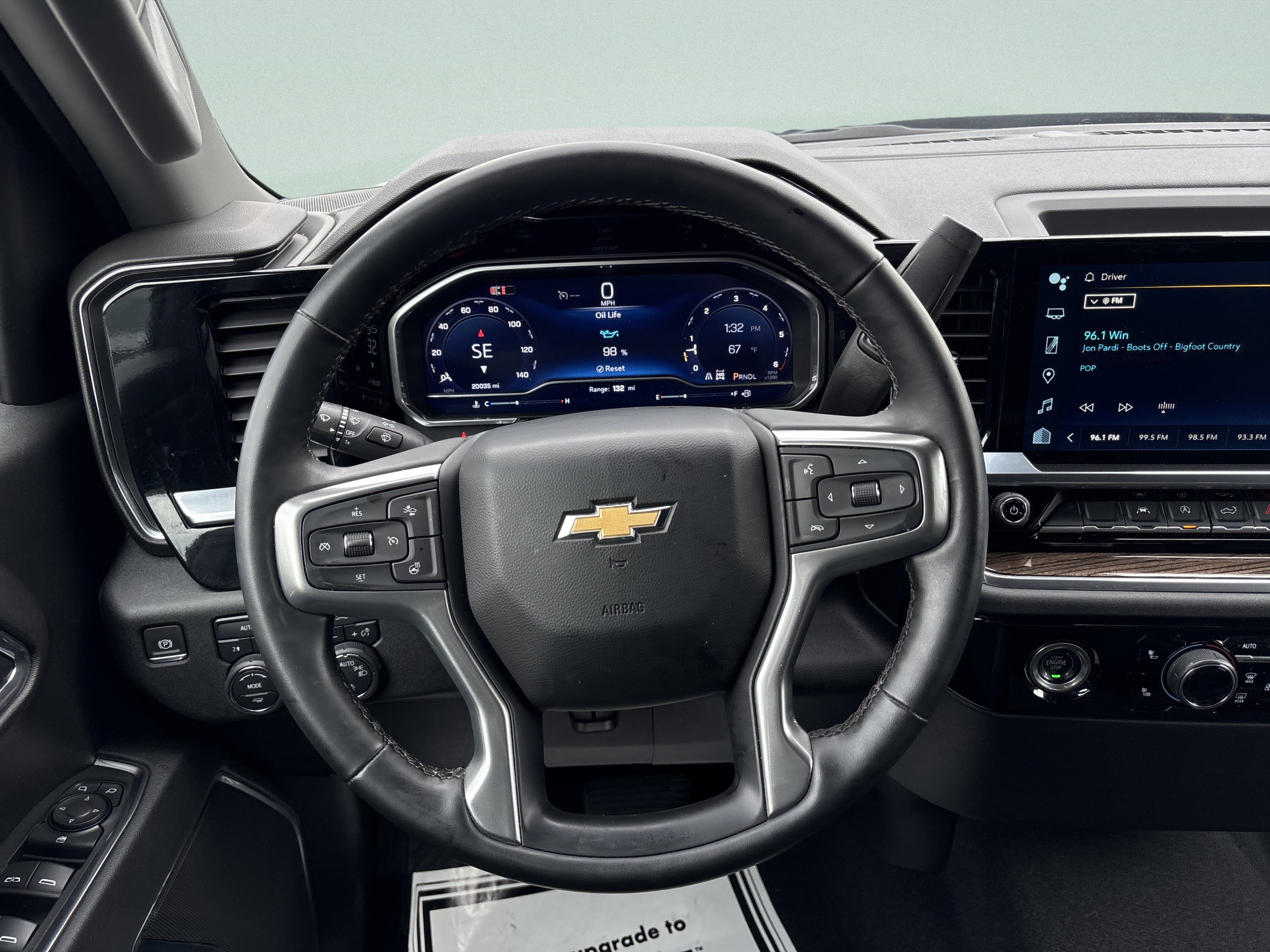 Used 2024 Chevrolet Silverado 1500 LT AWD/4WD image 24