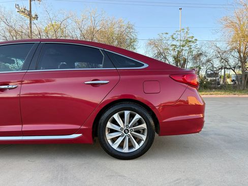 Used 2017 Hyundai Sonata Sport w/ Value Edition Package 02 FWD image 5