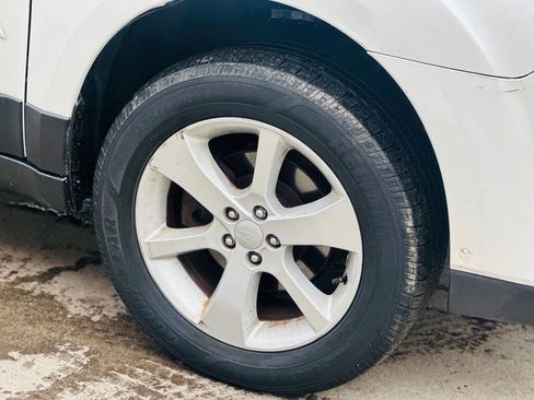 Used 2014 Subaru Outback 2.5i Premium image 8