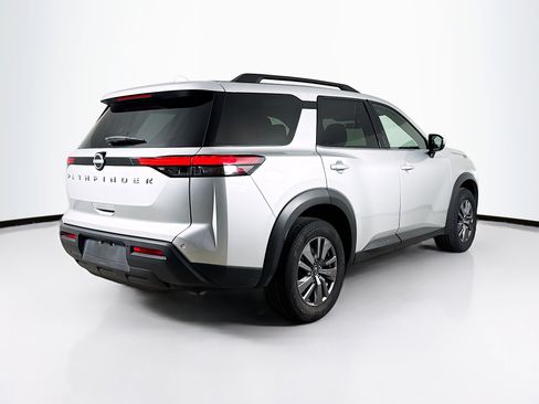 Used 2025 Nissan Pathfinder SV FWD image 32