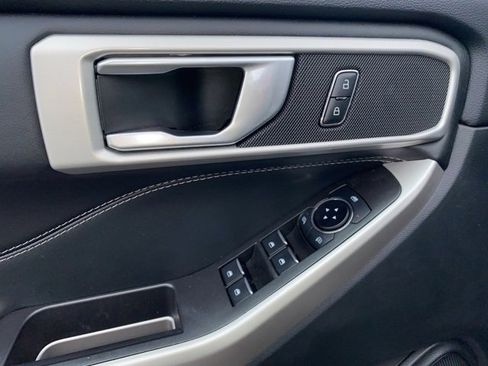 Used 2023 Ford Explorer XLT w/ Equipment Group 202A image 18