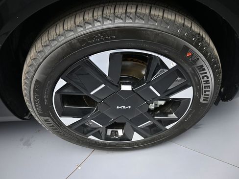 New 2026 Kia Sportage SX FWD image 13