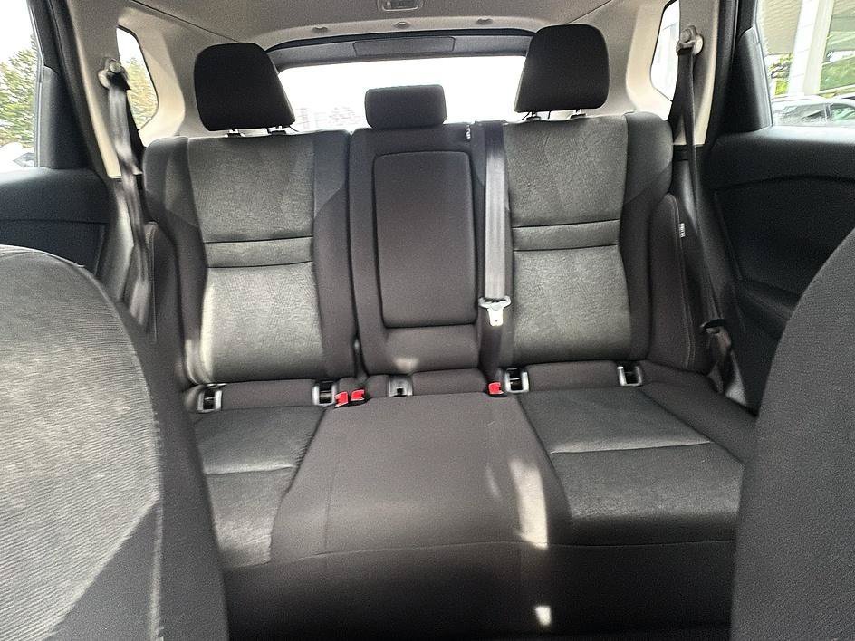 Certified 2025 Nissan Rogue SV FWD image 27