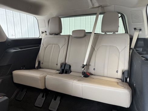 Certified 2023 Ford Expedition Limited image 22