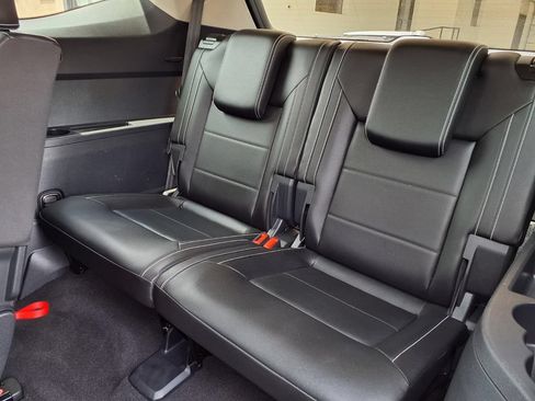 Used 2023 Volkswagen Atlas SE FWD image 10
