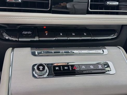 New 2026 Lincoln Aviator Reserve RWD image 18