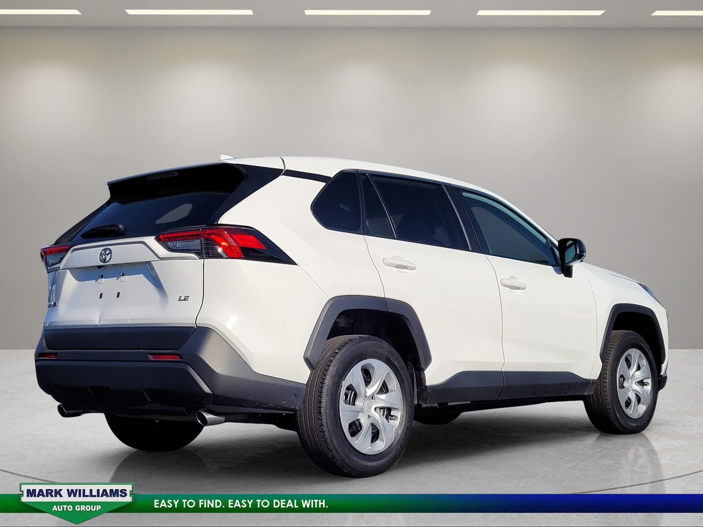 Used 2025 Toyota RAV4 LE FWD image 4