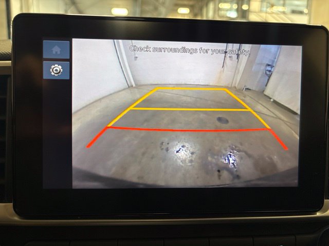 Used 2025 Hyundai Venue SEL FWD image 18