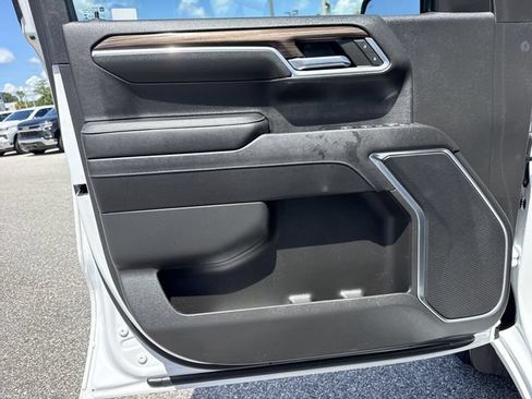 Used 2022 Chevrolet Silverado 1500 LT w/ Safety Package RWD image 34