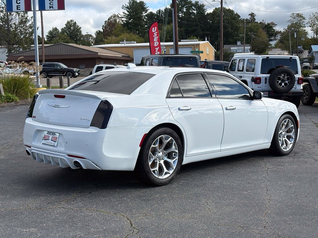 Used 2018 Chrysler 300 C w/ Sun, Sound & Nav Package RWD image 3