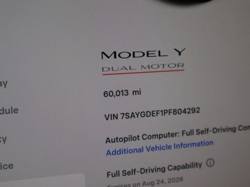 Used 2023 Tesla Model Y Performance AWD/4WD image 43