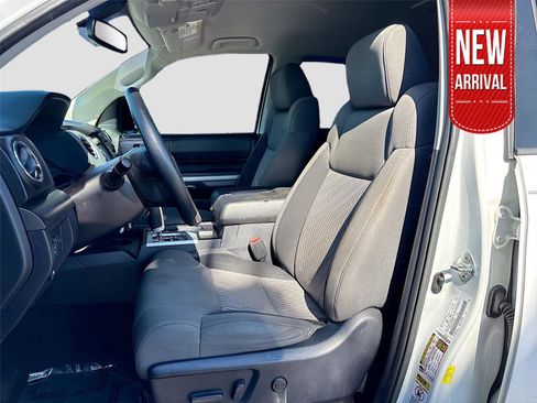 Used 2017 Toyota Tundra SR5 w/ SR5 Upgrade Package image 20