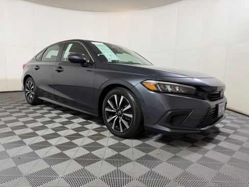 Used 2024 Honda Civic EX image 6
