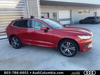 Used 2018 Volvo XC60 T5 Momentum w/ Advanced Package