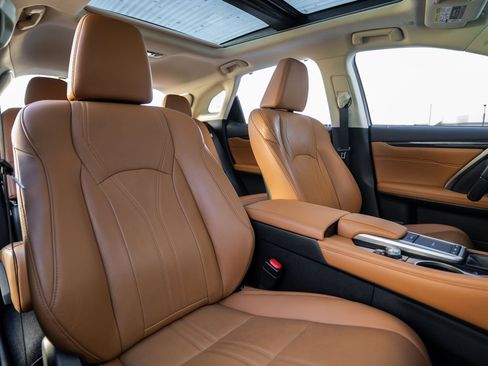 Used 2021 Lexus RX 450h AWD w/ Luxury Package image 12